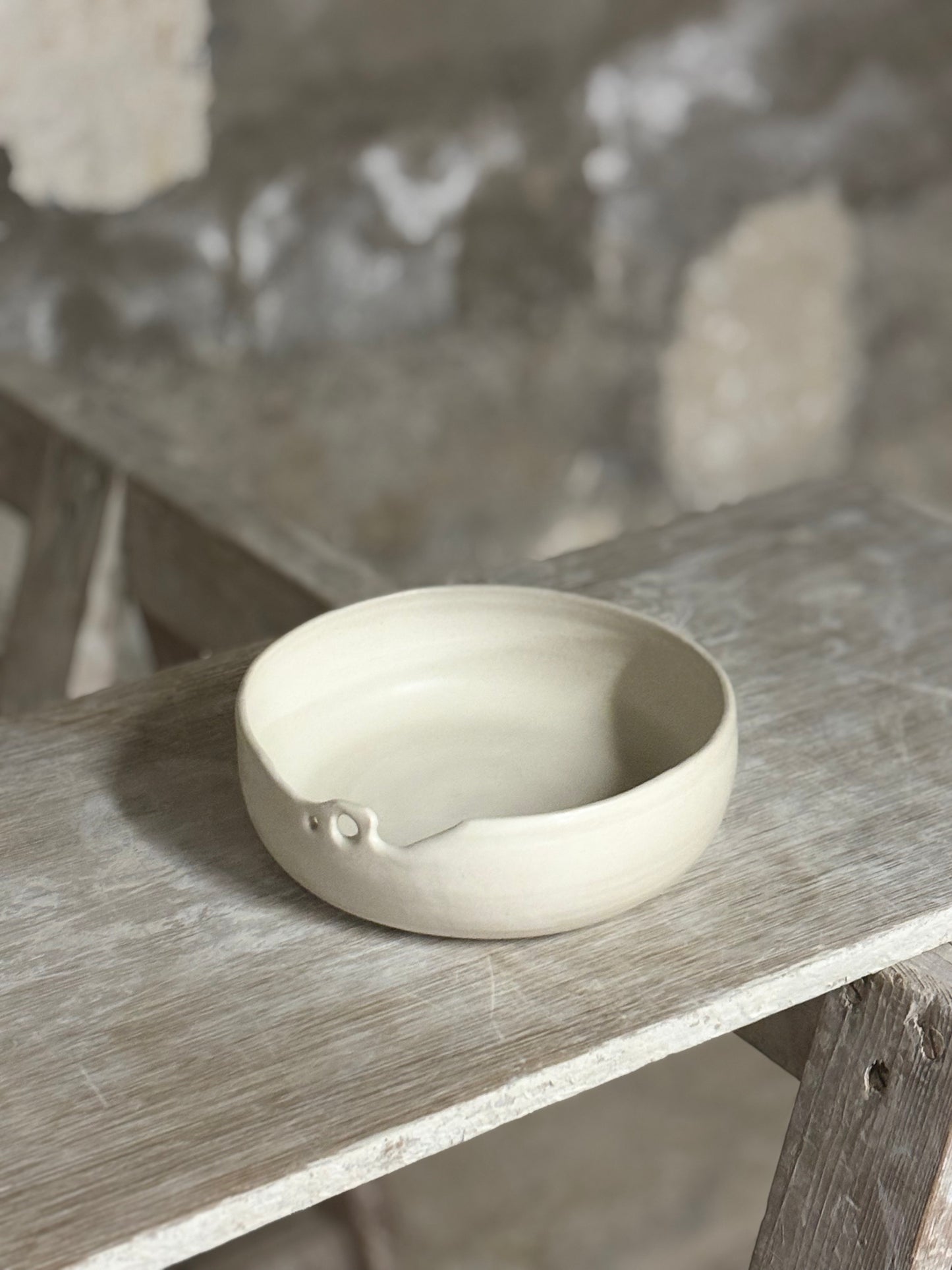 Assiette creuse écume